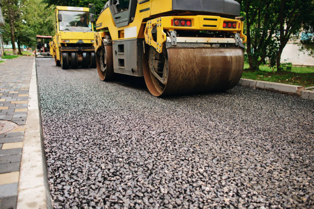 Best Driveway Resurfacing Pavers  in Lyndhurst, VA
